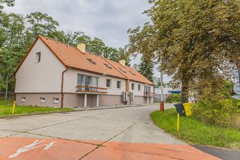 Prodej komerčního objektu 9296 m², Štětí