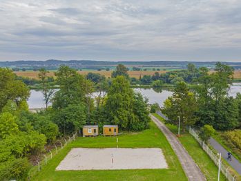 Prodej komerčního objektu 9296 m², Štětí