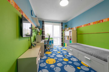 dětský pokoj 1 - Prodej bytu 4+kk v osobním vlastnictví 92 m², Plzeň