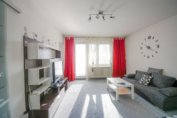 Prodej bytu 1+kk v osobním vlastnictví 37 m², Hradec Králové
