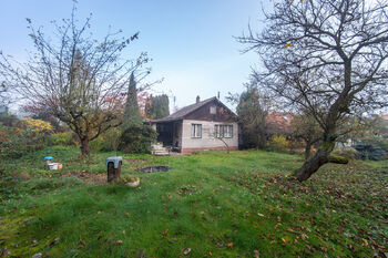 Prodej pozemku 567 m², Jirny