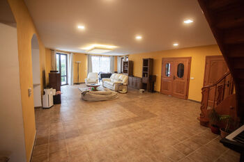 Obývací pokoj - Prodej domu 363 m², Jihlava