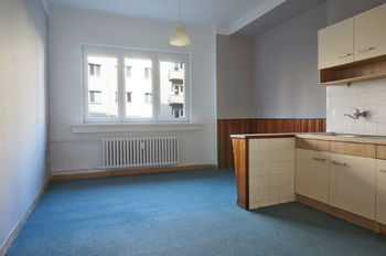 Obývací pokoj s kuchyňským koutem, 19,8 m2 - Prodej bytu 3+kk v osobním vlastnictví 82 m², Ostrava