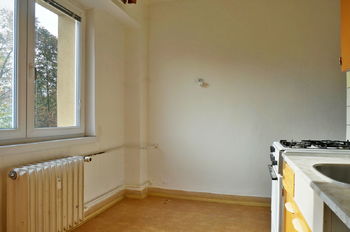 Kuchyně 8,6 m2 - Prodej bytu 2+1 v osobním vlastnictví 54 m², Ostrava