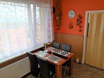 Prodej bytu 3+1 v družstevním vlastnictví 64 m², Jirkov