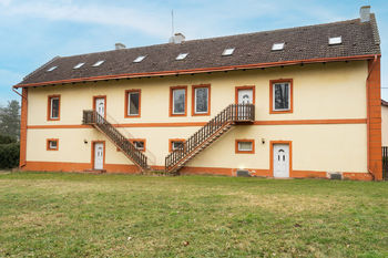 Prodej domu 1047 m², Dřetovice