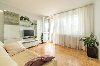 Prodej bytu 3+1 v osobním vlastnictví 80 m², Praha 6 - Řepy