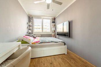 Prodej bytu 3+1 v osobním vlastnictví 80 m², Praha 6 - Řepy