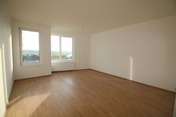 Prodej bytu 1+kk v osobním vlastnictví 39 m², Praha 9 - Dolní Počernice