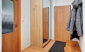 vstup do bytu - Prodej bytu 3+kk v osobním vlastnictví 85 m², Brno