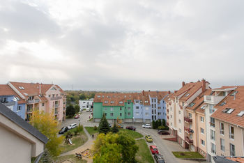 Z balkonu je za pěkného počasí krásný výhled až na Pálavu - Prodej bytu 3+kk v družstevním vlastnictví 69 m², Brno