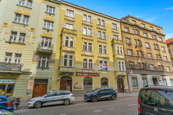 Prodej bytu 2+kk v osobním vlastnictví 65 m², Praha 3 - Žižkov