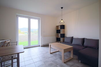 Pronájem bytu 2+kk v osobním vlastnictví 42 m², Jince