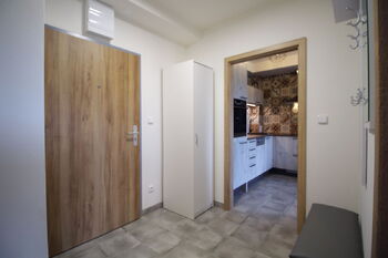 Pronájem bytu 2+kk v osobním vlastnictví 42 m², Jince