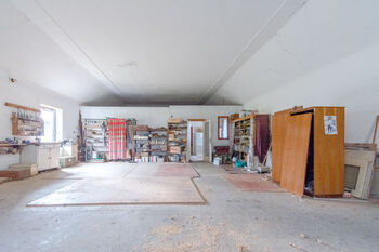 Prodej domu 255 m², Lišice