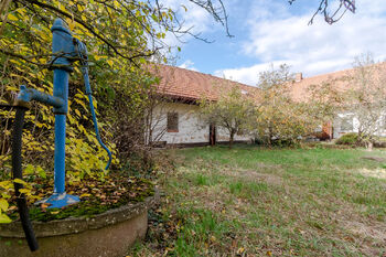 Prodej domu 255 m², Lišice