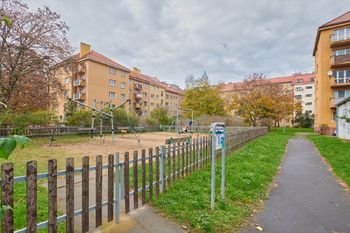 Prodej bytu 3+1 v osobním vlastnictví 84 m², Praha 9 - Vysočany