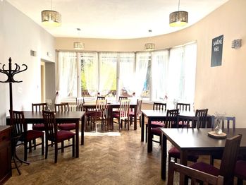 Pronájem restaurace 270 m², Rožnov pod Radhoštěm