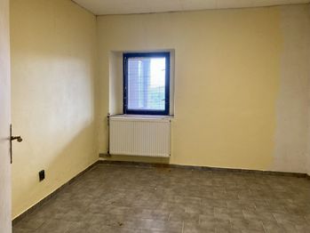 Prodej domu 700 m², Křimov