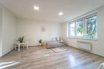 Pronájem bytu 1+1 v osobním vlastnictví 34 m², Praha 4 - Kamýk
