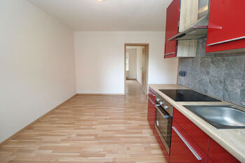 Kuchyň - Prodej bytu 2+kk v osobním vlastnictví 43 m², Milovice