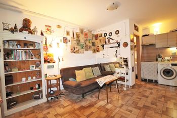 Hlavní místnost - Prodej bytu 1+kk v osobním vlastnictví 22 m², Praha 9 - Letňany