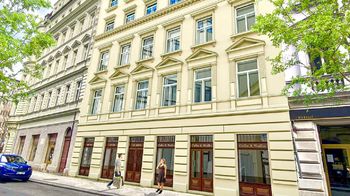 Prodej bytu 2+kk v osobním vlastnictví 45 m², Praha 1 - Nové Město