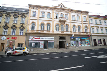 Pronájem obchodních prostor 200 m², Teplice