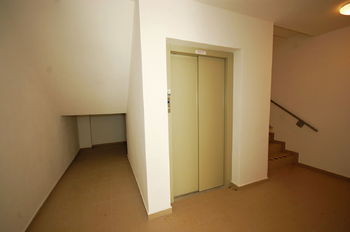 Pronájem bytu 3+kk v osobním vlastnictví 76 m², Velký Osek