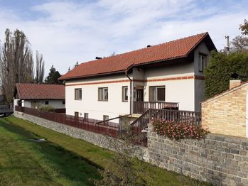 Prodej domu 120 m², Černolice