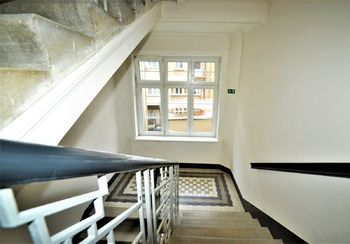 Schodiště - Prodej bytu 2+1 v osobním vlastnictví 92 m², Ostrava