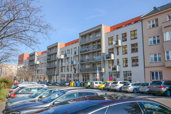 Prodej bytu 1+kk v osobním vlastnictví 45 m², Hradec Králové
