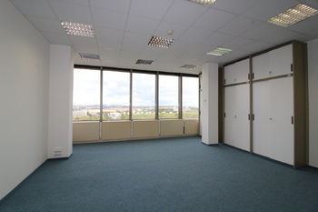 Pronájem kancelářských prostor 90 m², Praha 3 - Vinohrady