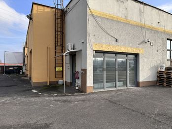 Pronájem komerčního objektu 110 m², Teplice