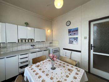 Prodej bytu 2+1 v osobním vlastnictví 69 m², Chomutov