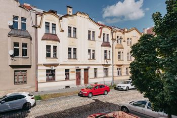 Prodej bytu 2+kk v osobním vlastnictví 40 m², Praha 6 - Střešovice