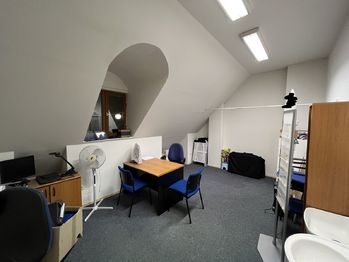 Pronájem kancelářských prostor 29 m², Nymburk