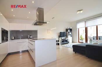 Prodej bytu 2+kk v osobním vlastnictví 83 m², Praha 5 - Stodůlky