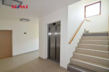 Prodej bytu 2+kk v osobním vlastnictví 83 m², Praha 5 - Stodůlky