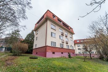 Prodej bytu 3+1 v osobním vlastnictví 71 m², Praha 6 - Dejvice