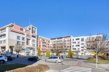 Roztoky náměstí - Prodej pozemku 830 m², Roztoky