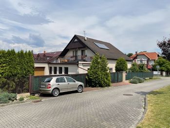 Prodej domu 397 m², Praha 9 - Satalice (ID 114-