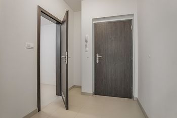 Pronájem bytu 1+kk v osobním vlastnictví 64 m², Praha 8 - Karlín