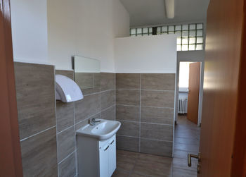 Toalety - Pronájem kancelářských prostor 39 m², Želechovice nad Dřevnicí