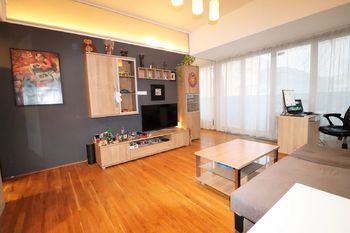 Prodej bytu 2+kk v osobním vlastnictví 61 m², Praha 9 - Vysočany