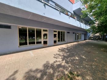 Prodej obchodních prostor 164 m², Praha 5 - Motol