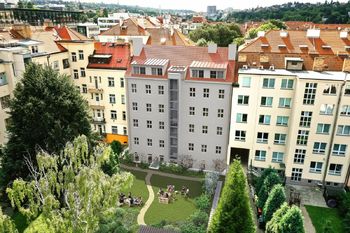 Prodej bytu 1+kk v osobním vlastnictví 21 m², Praha 6 - Dejvice