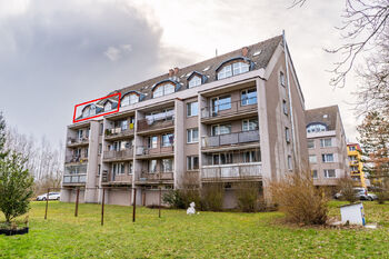 Prodej bytu 1+kk v osobním vlastnictví 35 m², Praha 9 - Újezd nad Lesy