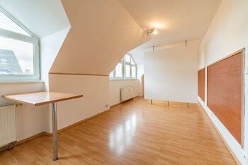 Prodej bytu 1+kk v osobním vlastnictví 35 m², Praha 9 - Újezd nad Lesy