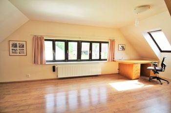Pronájem domu 158 m², Praha 5 - Lipence